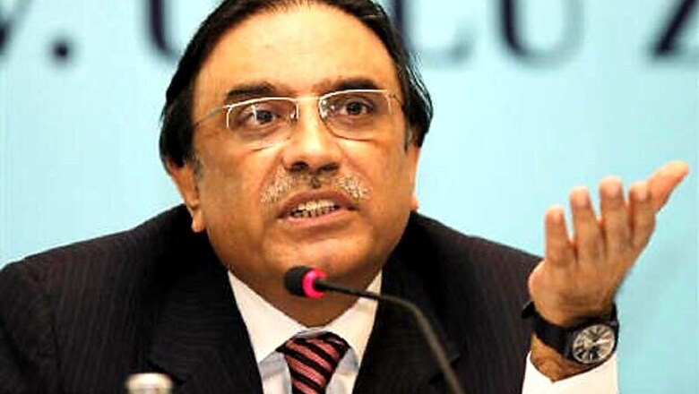 Pakistan: Zardari's close aide killed in suicide attack