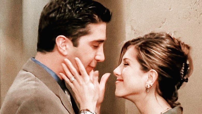 Jennifer Aniston Calls David Schwimmer Dating Rumours Bizarre, Says 'That's My Brother'