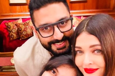 Aishwarya Rai Drops Loved-Up Photo with Abhishek Bachchan, Aaradhya On Wedding Anniversary | See Here