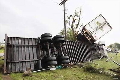 US: Tornadoes rip through Dallas, northeast Texas