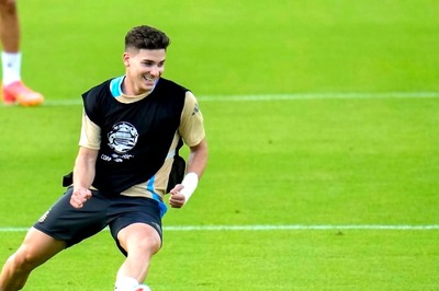 Julian Alvarez's Move to Atletico Madrid from Manchester City in Doubt After Samu Omorodion Deal Collapses: Report