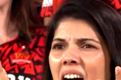 SRH Owner Kavya Maran's Reaction In IPL Game Against RCB Triggers Meme Fest