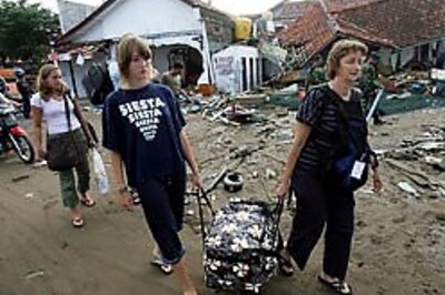 Tsunami toll 339; 23,000 evacuated