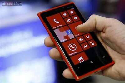 Nokia says Microsoft approached it for talks in February