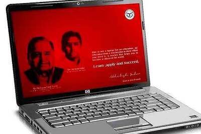 More than 4000 students in Mathura receive free laptops