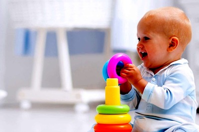 Study Reveals Free Play Might Help Infants Learn and Develop
