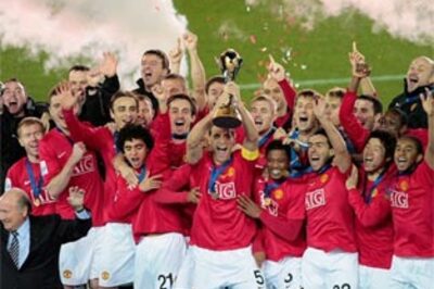 Ten-Man United oust Liga for Club World Cup