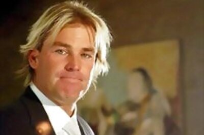 This is not cricket: Warne penalised over poker text