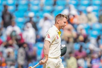 IND vs AUS: David Warner Out of 2nd Test, Matthew Renshaw Comes in as Concussion Substitute