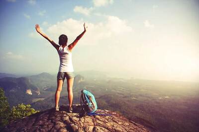 How to Make $10,000 Travelling The World And Staying in Luxury Homes