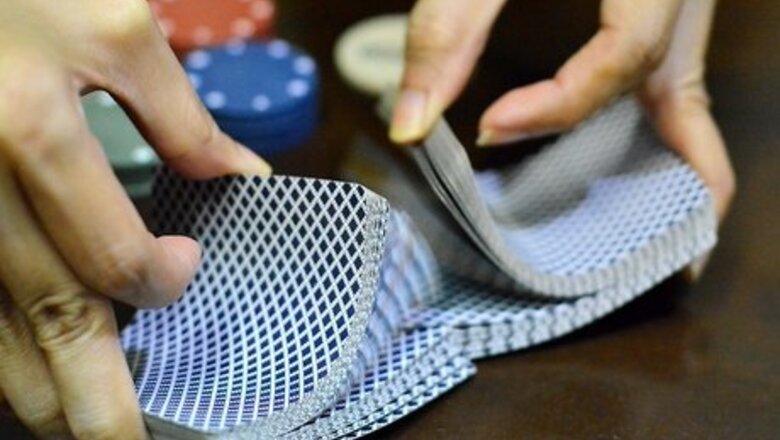 How to Play Iron Cross Poker