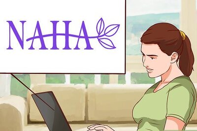 How to Become an Aromatherapist