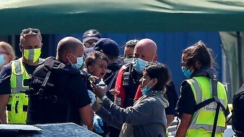UK steps up plans to tackle migrant Channel crossings with new commander