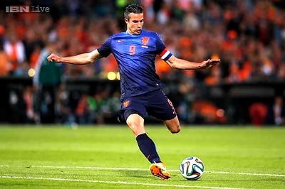 Football World Cup: Robin van Persie undergoes tests in Rio