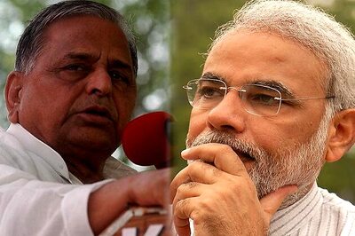 Over 7,000 farmers committed suicide in Modi's Gujarat: Mulayam