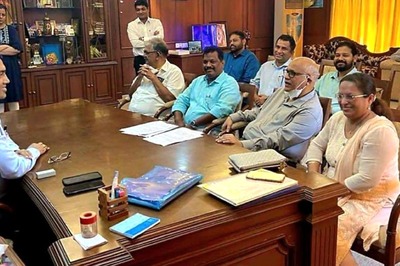 'Congress Chhodo Yatra Has Begun': BJP Trumps Cong Further in Goa as 8 Party MLAs Join BJP