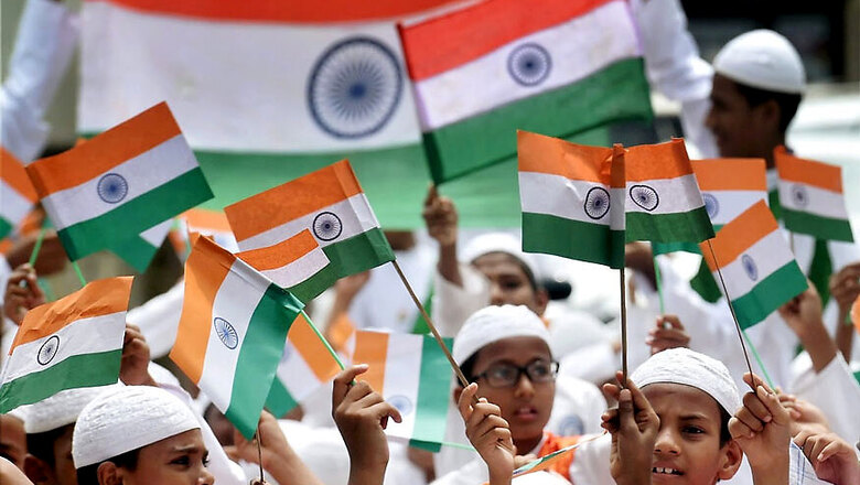UP Govt Tells Madrasas to Hoist Tricolour, Removes Videography Condition From Last Year