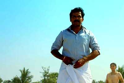 Kadaikutty Singam Movie Review: Actor Karthi Wasted in a Melodramatic, Messy Film