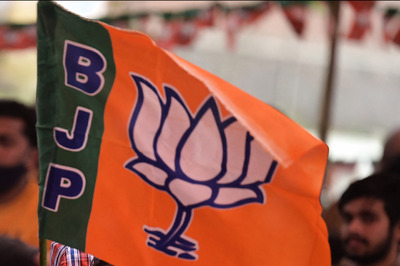 Telangana: Setback to BJP Ahead of Bypoll as Two Quit, Return to TRS