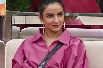 Jasmin Bhasin Says 'There is a Thin Line Between Arrogance and Being Too Busy'