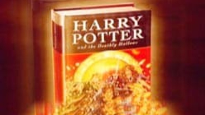 Contest: Show your 'wizardy', win Harry Potter T-shirts