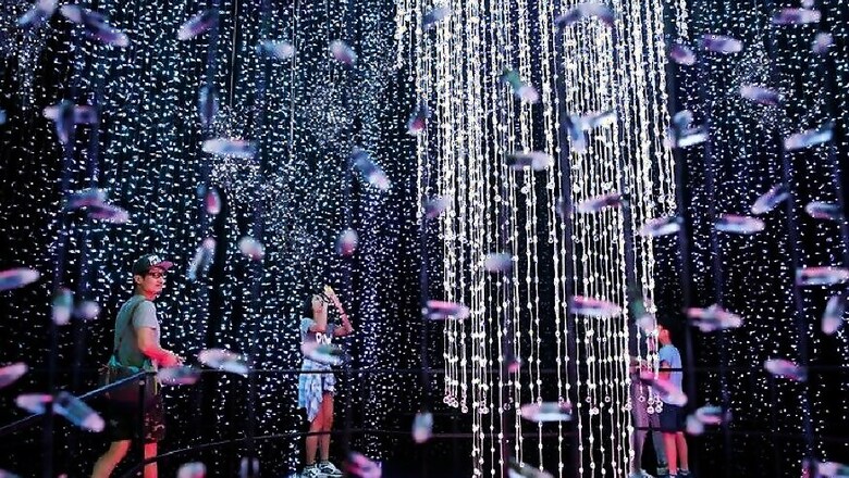 Now a Biomimetic Tree to Generate Electricity