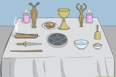 How to Create a Wiccan Birthday Party