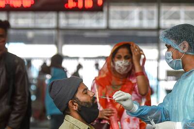 Two Hundred Omicron Cases Reported in India, 5,326 New Covid-19 Cases