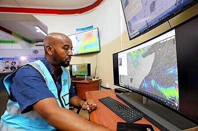 Somalia sets up disaster warning centre to battle floods and locusts