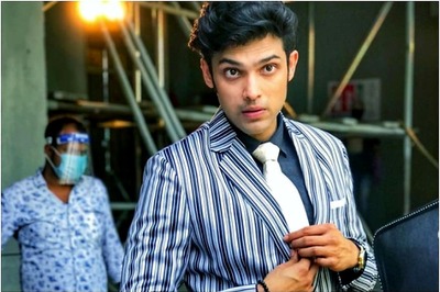 Parth Samthaan Goes Back to Shoot for Kasautii Zindagii Kay After 3 Months, See Photos