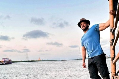 Salman Khan’s Pun Game Is As Strong As His Biceps, Shares Pic As He Recovers From Injury