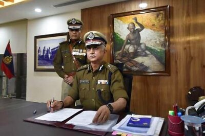 Delhi Police Chief Reviews Security Arrangements Ahead of Republic Day