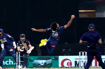 Ravi Bishnoi's 'Superman' Act, Pulls Off a Stunning One-handed Catch to Dismiss Kane Williamson: WATCH
