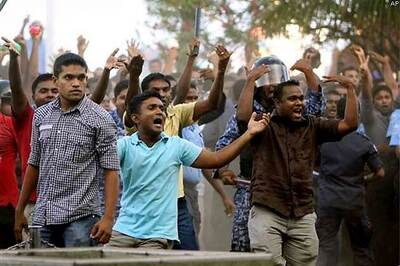 Violence in Maldives; Prez prevented from opening Parl