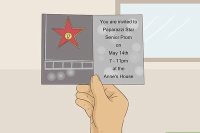 How to Throw a Hollywood Party