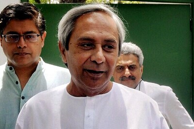 Naveen Patnaik accuses Pranab of buying support