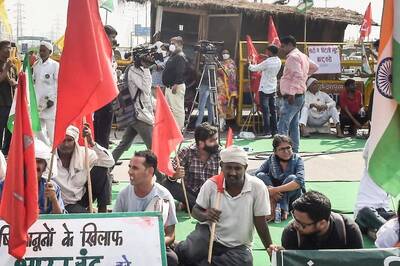 Delhi Congress Leaders Try to Join Bharat Bandh at Ghazipur, Asked to Leave by Farmers