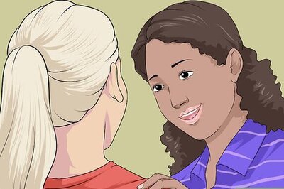 How to Help a Friend Cope With a Breakup (for Girls)