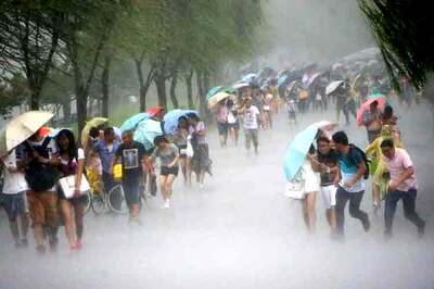 Strong Typhoon Lionrock Aims For Japan's Northeast
