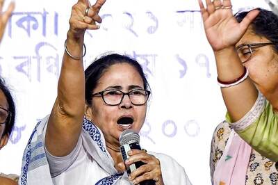 Mamata Congratulates People of Karnataka, Calls Poll Result An End of 'Authoritarian' Politics