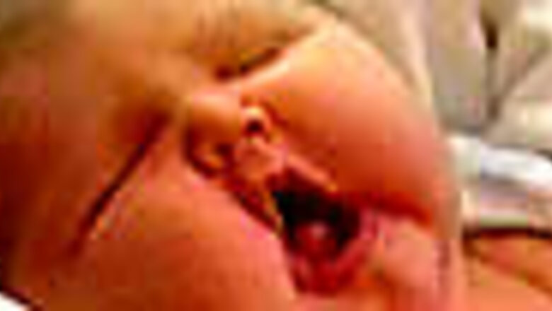 Woman tries to sell baby to pay hospital bills