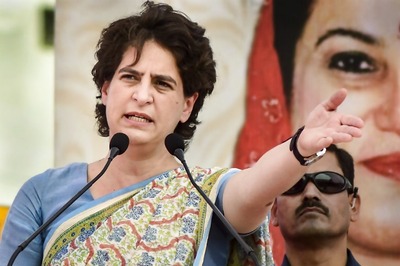 Keep Security Cover Minimum to Avoid Public Inconvenience, Priyanka Gandhi Tells Yogi