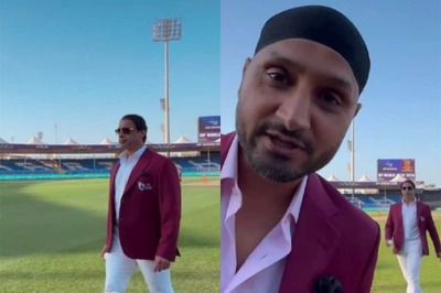‘Ho Jaaye Race’ - Fans React To Hilarious Banter Between Harbhajan Singh And Shoaib Akhtar On Social Media