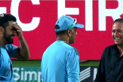 ‘Virat Kohli to Open in T20 World Cup?’ Rohit Sharma Fact Checks Reports Claiming He Met Chief Selector and Coach