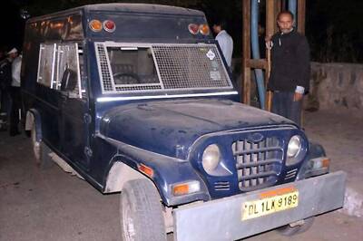 Over Rs 26 Lakh Stolen at Gunpoint From Cash Van in Delhi's Rajendra Nagar