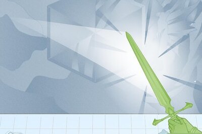 Moon-Touched Swords: What They Are & How to Use Them in D&D 5e