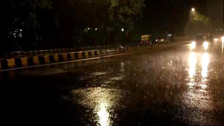 Heavy Rains in Delhi Bring Respite from Sultry Weather