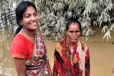 After IAS Officers' 'Dog Walk', New Viral Pic Shows the Other Side. Times When 'Babus' Turned Saviours