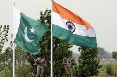 Resume dialogue process, Pakistan urges India