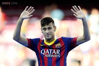 Neymar returns to training after back injury